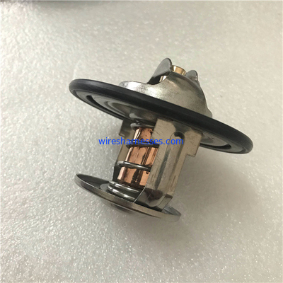 S6D105エンジンの冷却剤のサーモスタット